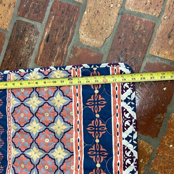 VCNY quilted standard shams (2) - Picture 7 of 12